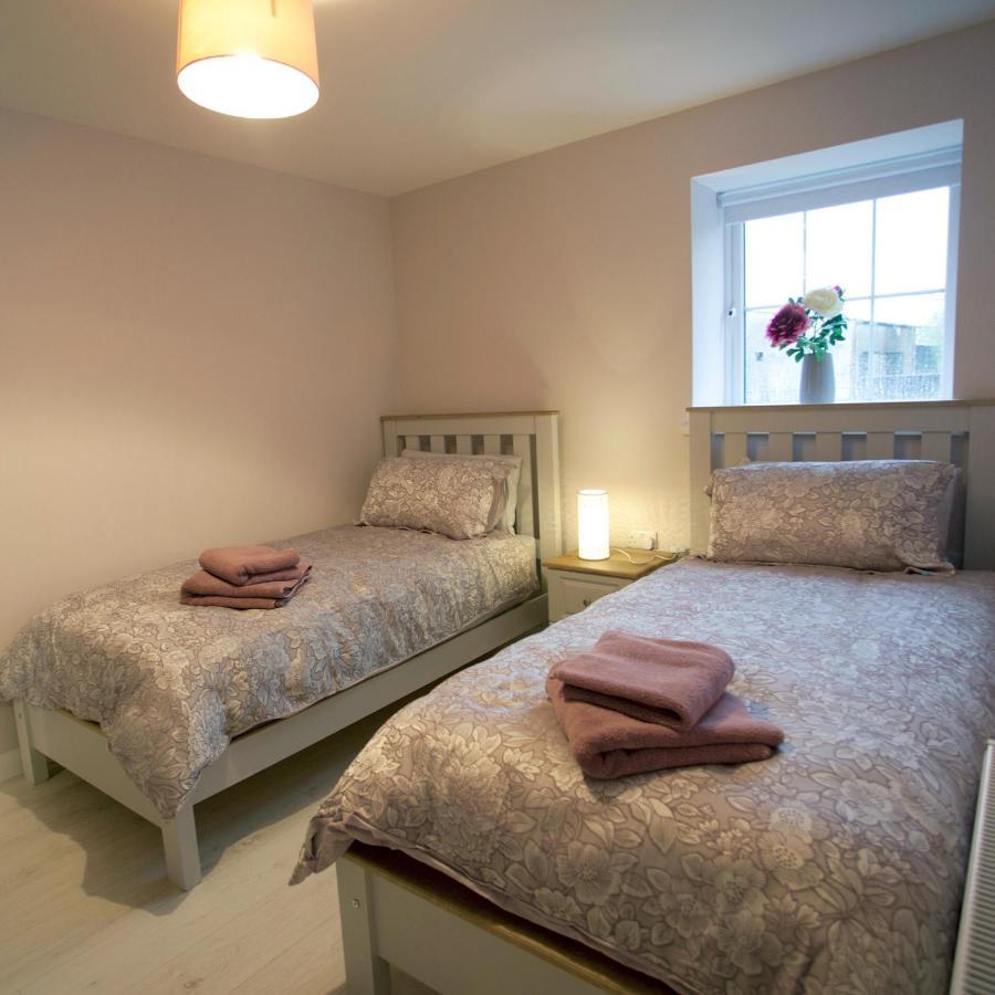 Cash Hill Farm Cottages Ballinamallard Extérieur photo
