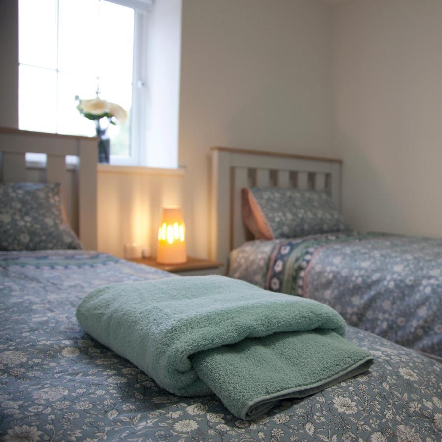 Cash Hill Farm Cottages Ballinamallard Extérieur photo